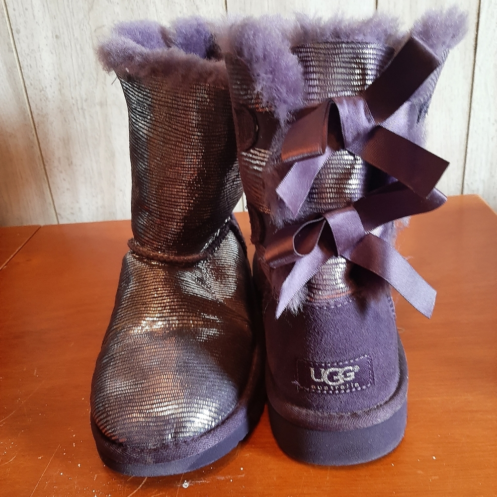Beautiful Purple Sparkly Uggs!!!💜